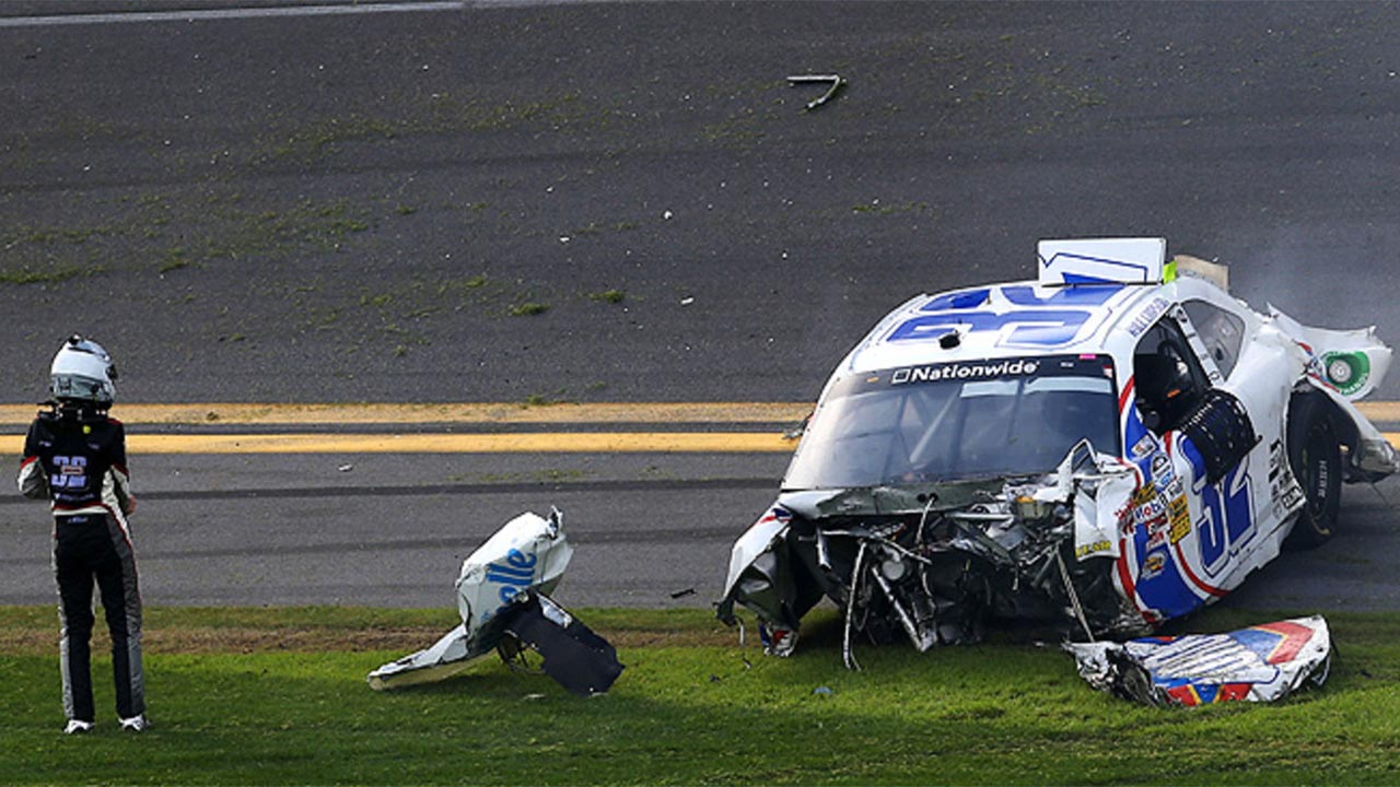 Kyle Larson Daytona Crash