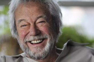 Gordon Pinsent Net Worth