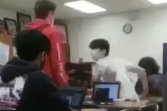 Desk Fight Video Twitter