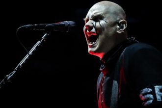 Billy Corgan Smashing Pumpkins Band Announce Tour With Interpol and Stone Temple Pilots