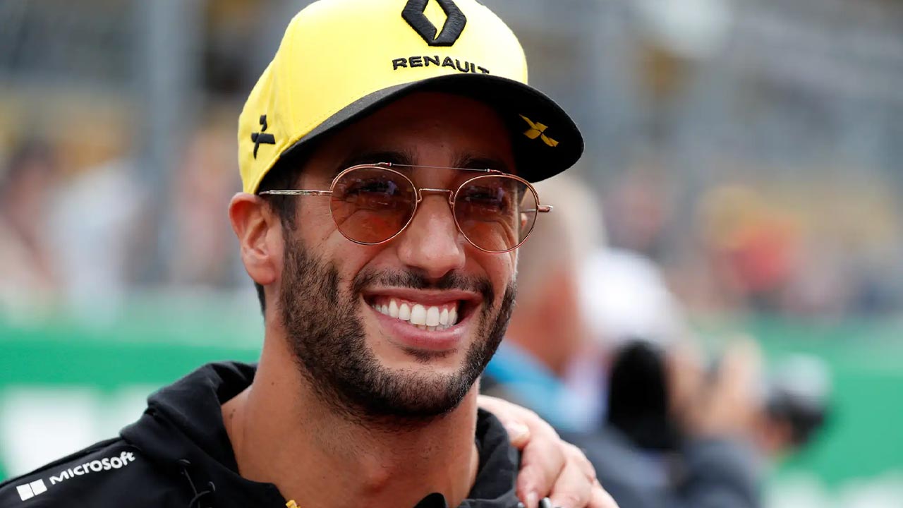 Daniel Ricciardo Net Worth, Wife, Girlfriend, Height, Team, News ...
